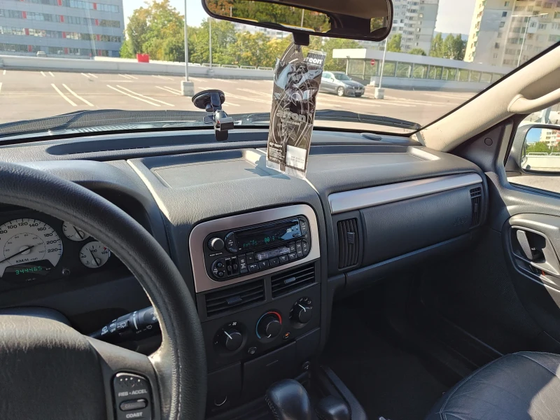 Jeep Grand cherokee 2.7 CRD, снимка 12 - Автомобили и джипове - 47885812