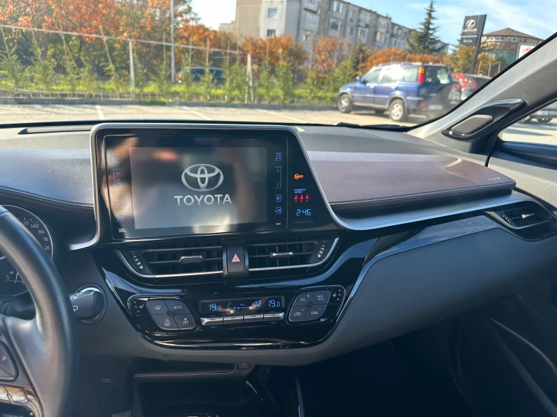 Toyota C-HR Classy LED, снимка 14 - Автомобили и джипове - 47820499