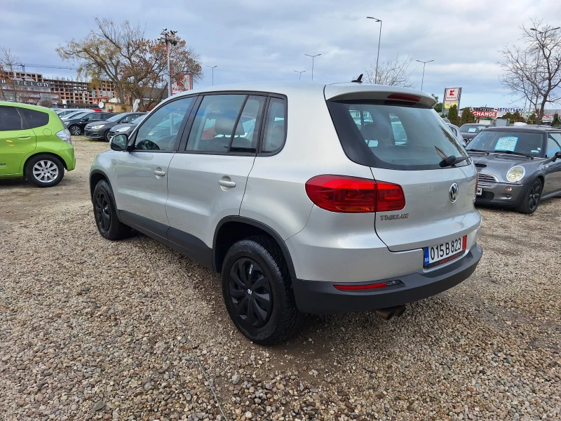 VW Tiguan 2.0 TDI, снимка 7 - Автомобили и джипове - 48257634