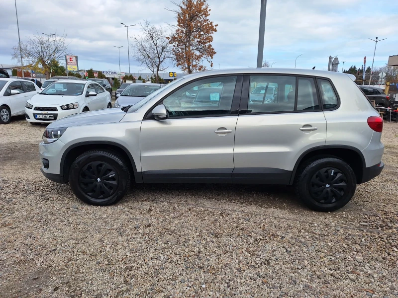 VW Tiguan 2.0 TDI, снимка 8 - Автомобили и джипове - 48257634