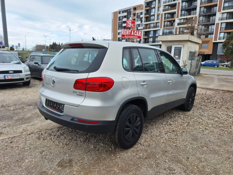 VW Tiguan 2.0 TDI, снимка 7 - Автомобили и джипове - 48257634