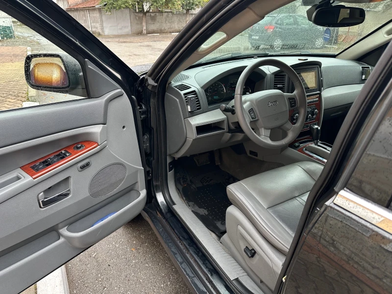 Jeep Grand cherokee, снимка 11 - Автомобили и джипове - 52031316