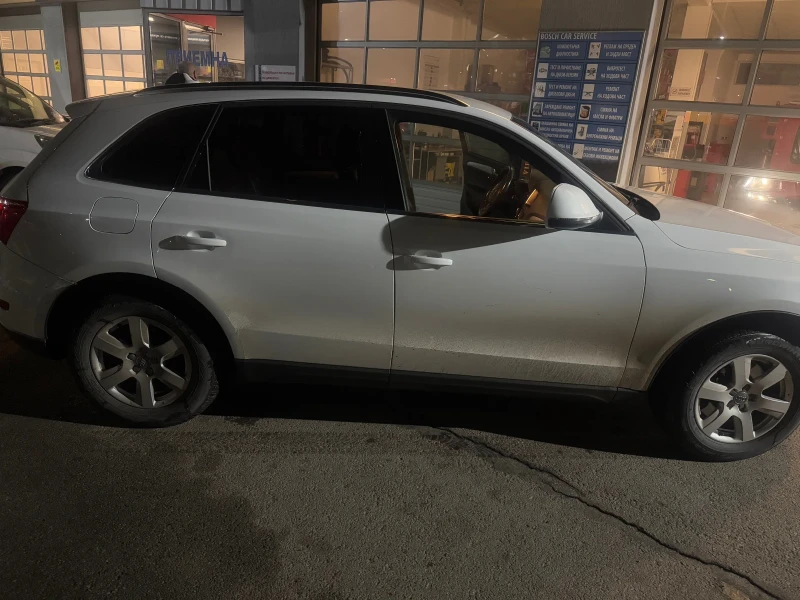 Audi Q5, снимка 13 - Автомобили и джипове - 53125729