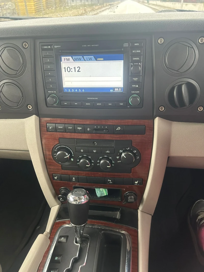 Jeep Commander 3.0 crd Limited, снимка 13 - Автомобили и джипове - 53481821