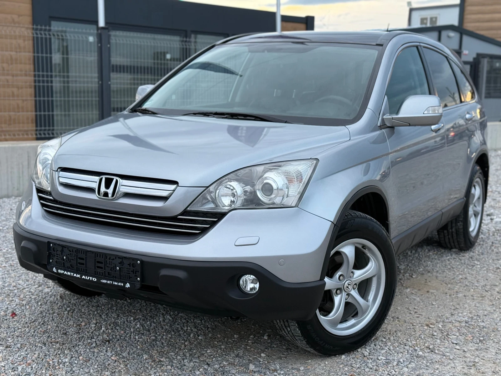 Honda Cr-v 2.0i-VTEC* АВТОМАТИК* 4Х4* EXECUTIVE* PANORAMA* ПО, снимка 1