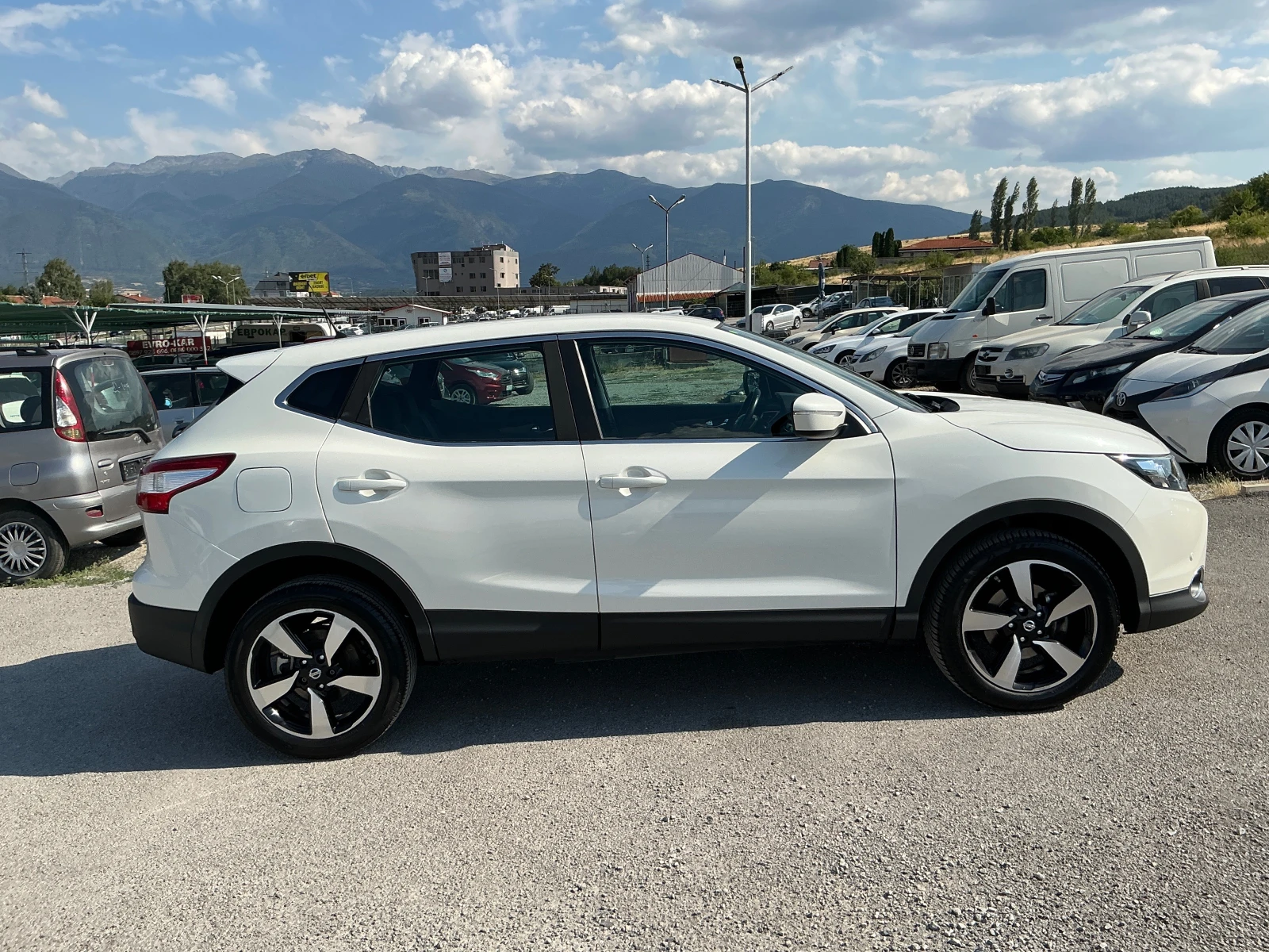 Nissan Qashqai 1.6 DCI - изображение 4