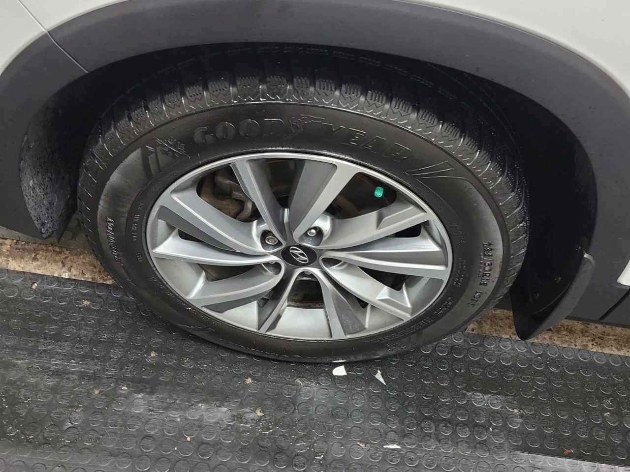 Hyundai Santa fe * АВТО КРЕДИТ* ЦЕНА ДО БГ * СЕРВИЗНА ИСТОРИЯ *  - изображение 8