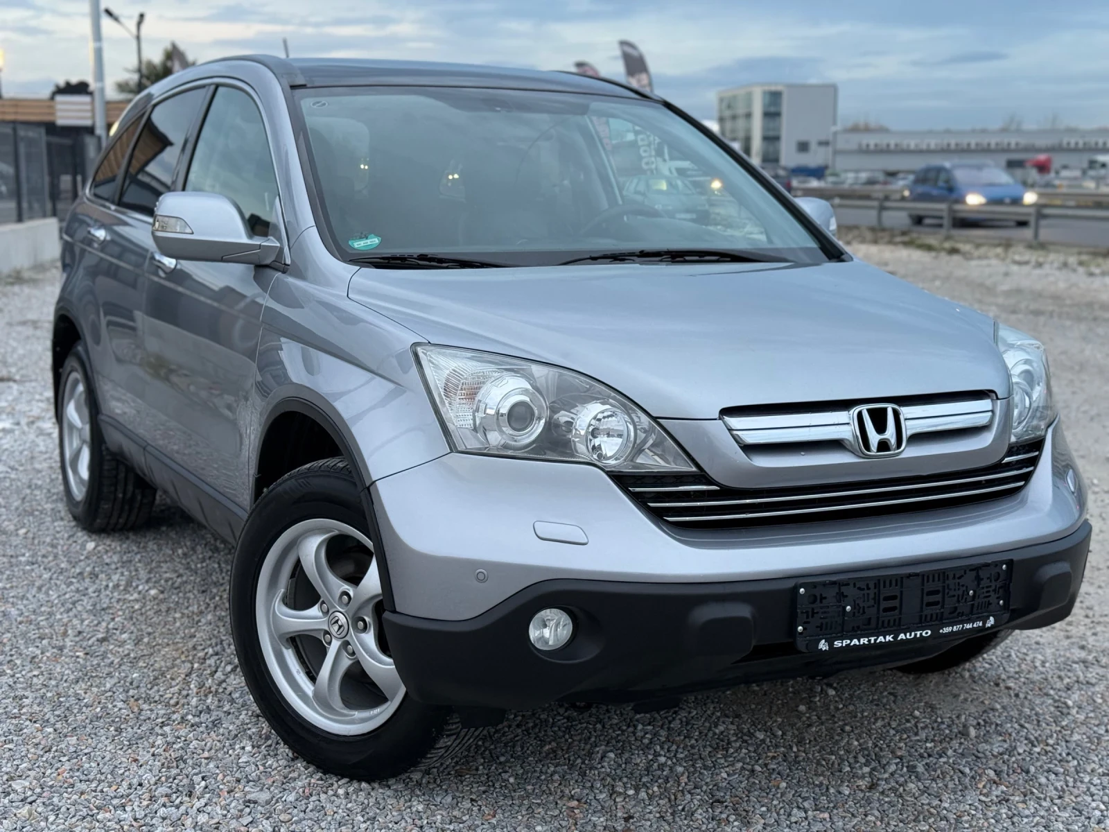 Honda Cr-v 2.0i-VTEC* АВТОМАТИК* 4Х4* EXECUTIVE* PANORAMA* ПО - изображение 3