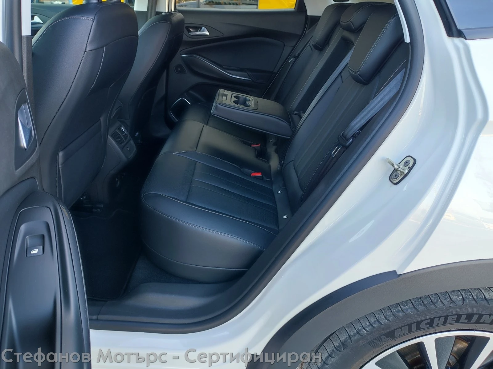 Opel Grandland X Ultimate Plug-in-Hybrid 1.6 (225hp) AT8 | Mobile.bg � ����������� 13