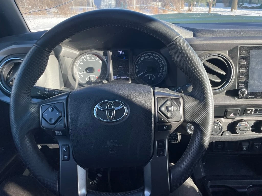 Toyota Tacoma * 4x4 Double Cab * CARFAX * БЕЗ ПЪРВОНАЧАЛНА ВНОСК - изображение 8