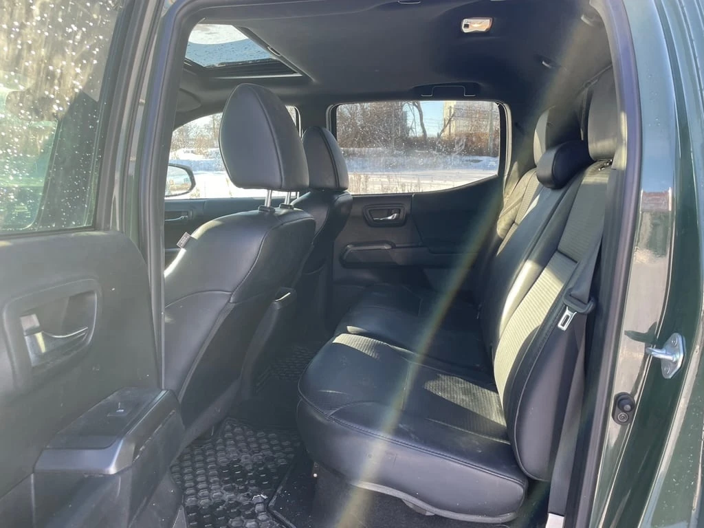 Toyota Tacoma * 4x4 Double Cab * CARFAX * ��� ������������ ����� | Mobile.bg � ����������� 16