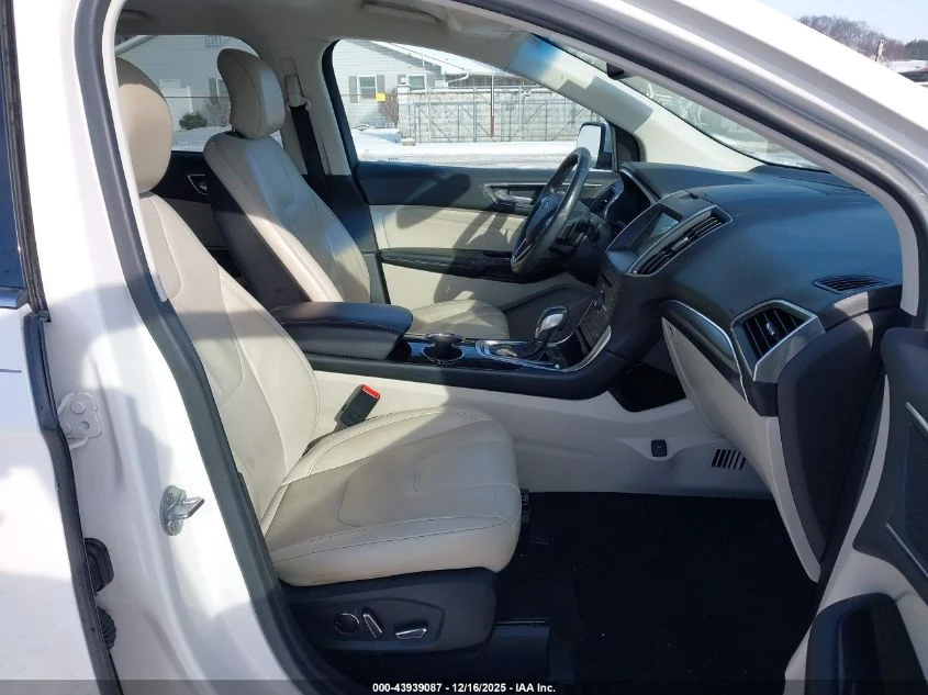 Ford Edge 2.0L I-4 DI, DOHC, VVT, TURBO, 245HP All Wheel | Mobile.bg � ����������� 11