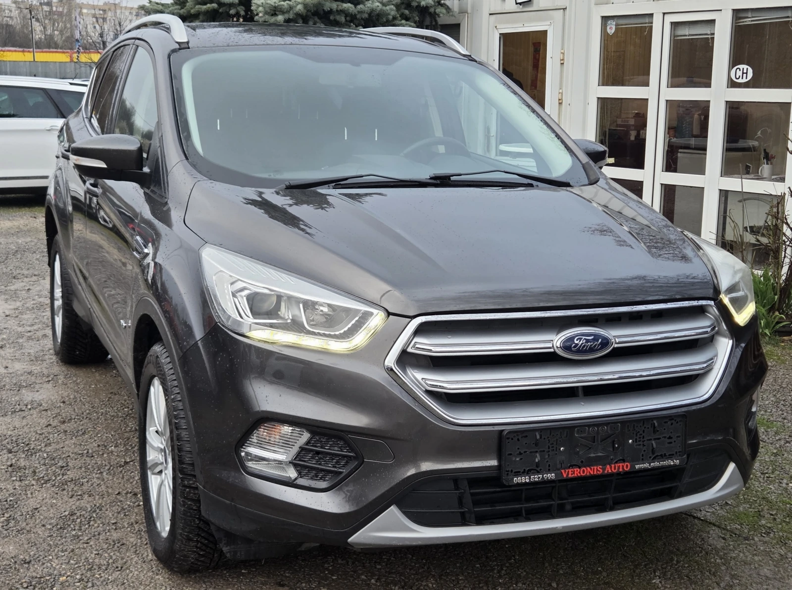 Ford Kuga 2.0D 4x4 150hp AUTOMATIC/KEYLESS/NAVI, снимка 3 - Автомобили и джипове - 54169867