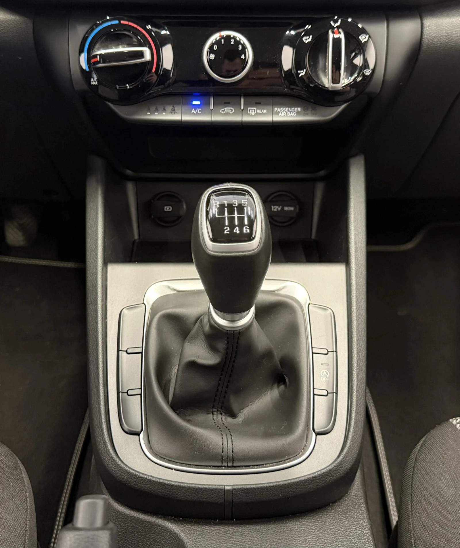 Hyundai Kona COMFORT, снимка 14 - Автомобили и джипове - 55006378