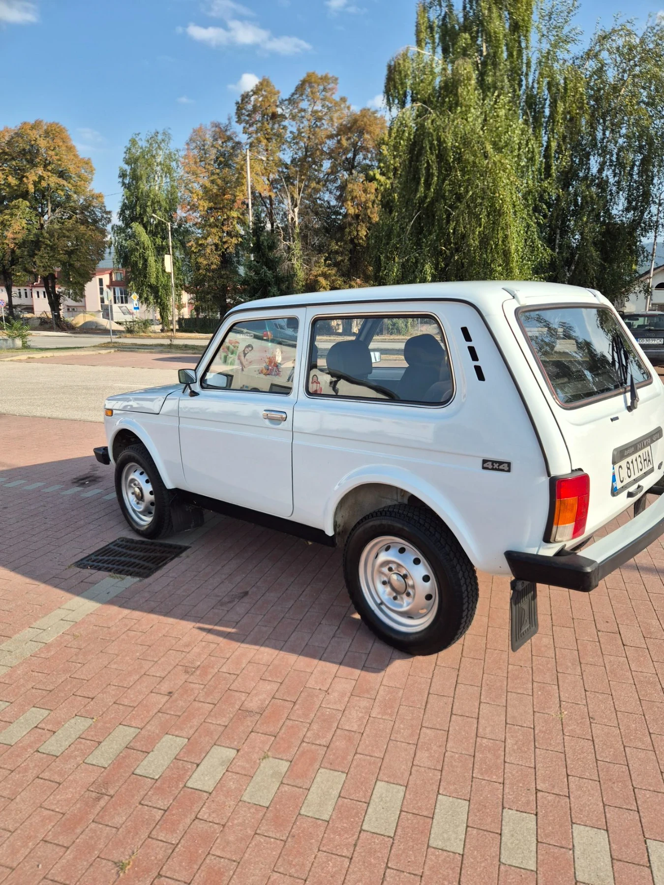 Lada Niva 1.7, снимка 6 - Автомобили и джипове - 55903357