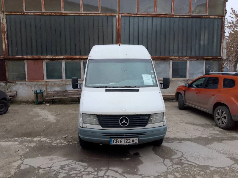 Mercedes-Benz Sprinter 208, снимка 1 - Бусове и автобуси - 48324364