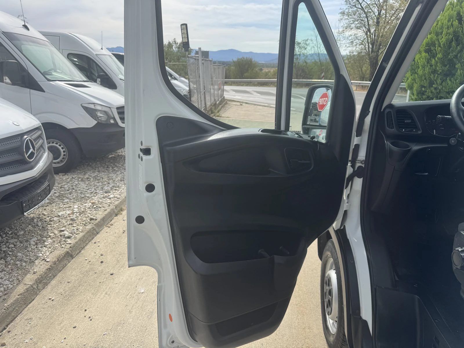 Iveco 35s13 160000KM!!!!!, снимка 13 - Бусове и автобуси - 56221499