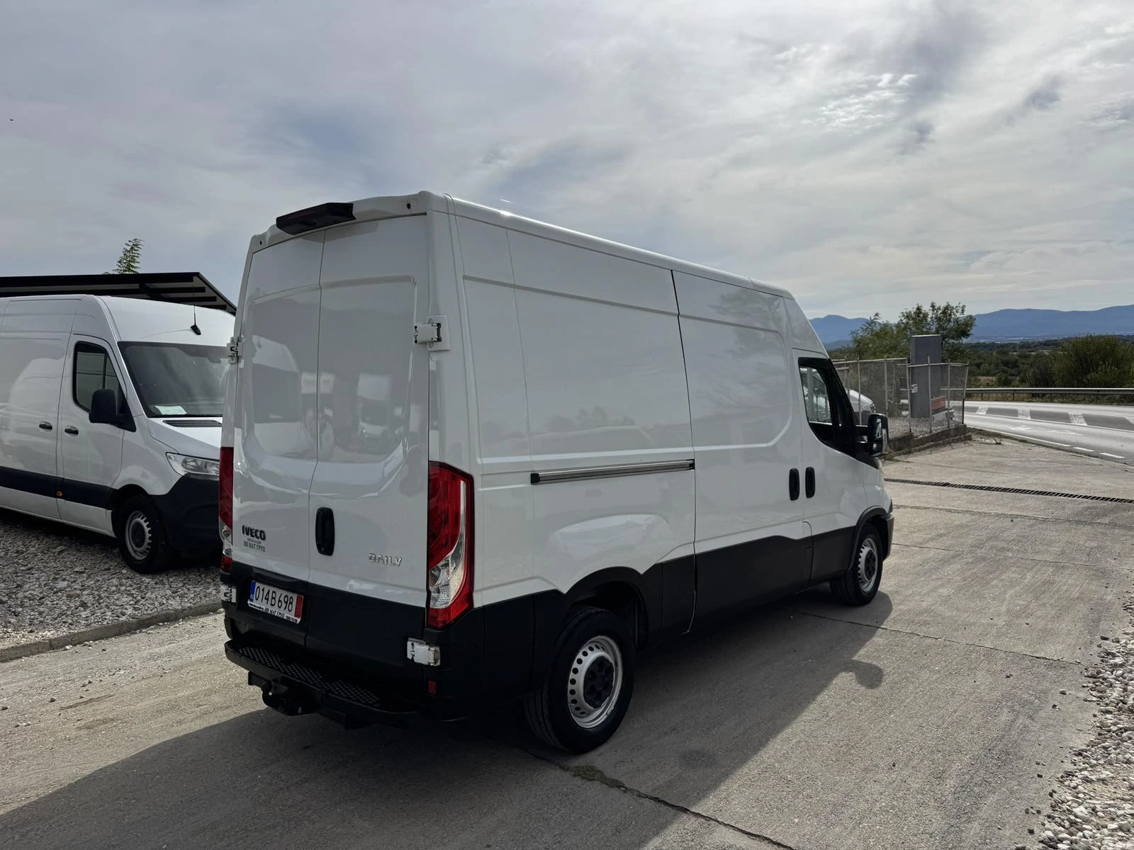 Iveco 35s13 160000KM!!!!!, снимка 4 - Бусове и автобуси - 56221499
