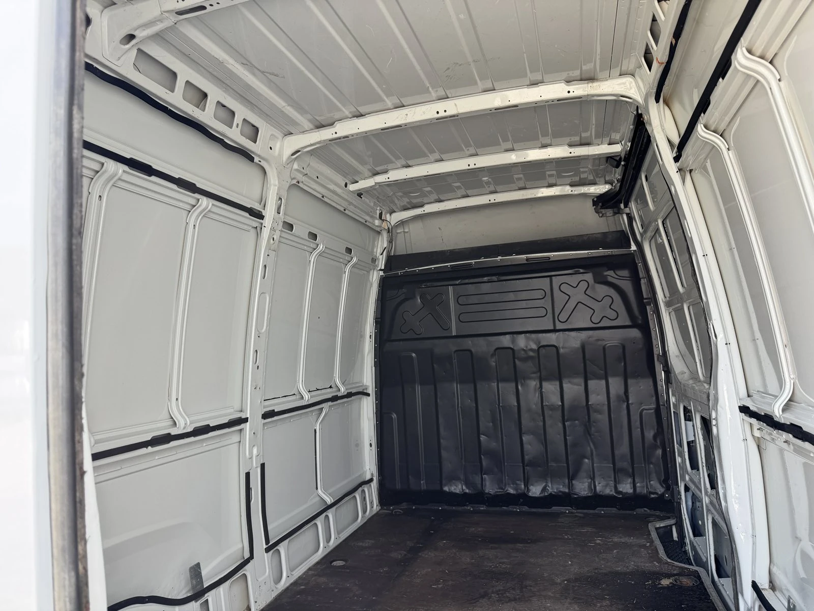 Iveco 35s13 160000KM!!!!!, снимка 16 - Бусове и автобуси - 56221499