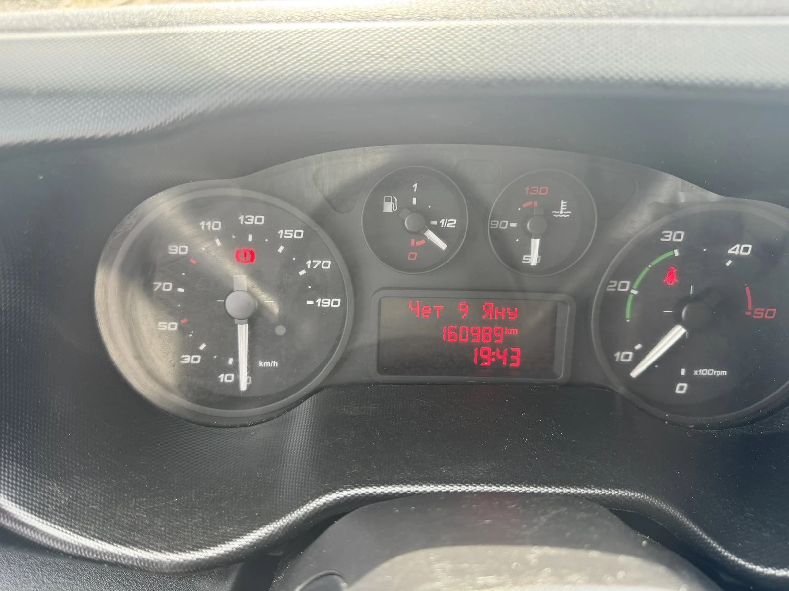 Iveco 35s13 160000KM!!!!!, снимка 9 - Бусове и автобуси - 56221499