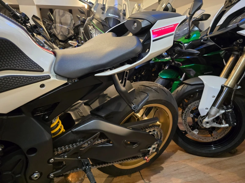 Yamaha YZF-R1 YZF-R1 World GP 60th Anniversary Edition, снимка 6 - Мотоциклети и мототехника - 52462821