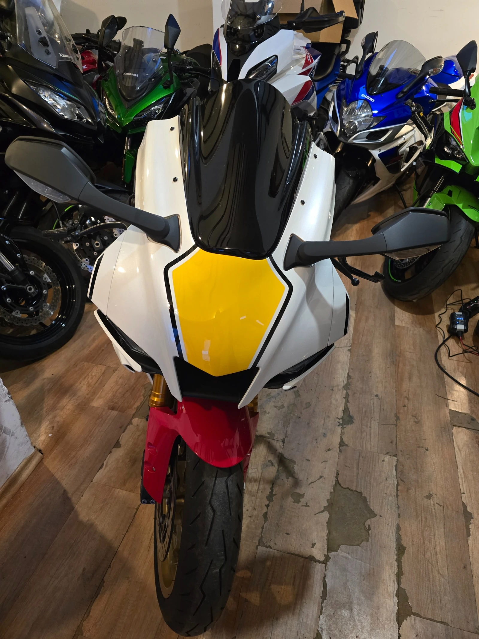 Yamaha YZF-R1 YZF-R1 World GP 60th Anniversary Edition | Mobile.bg   9