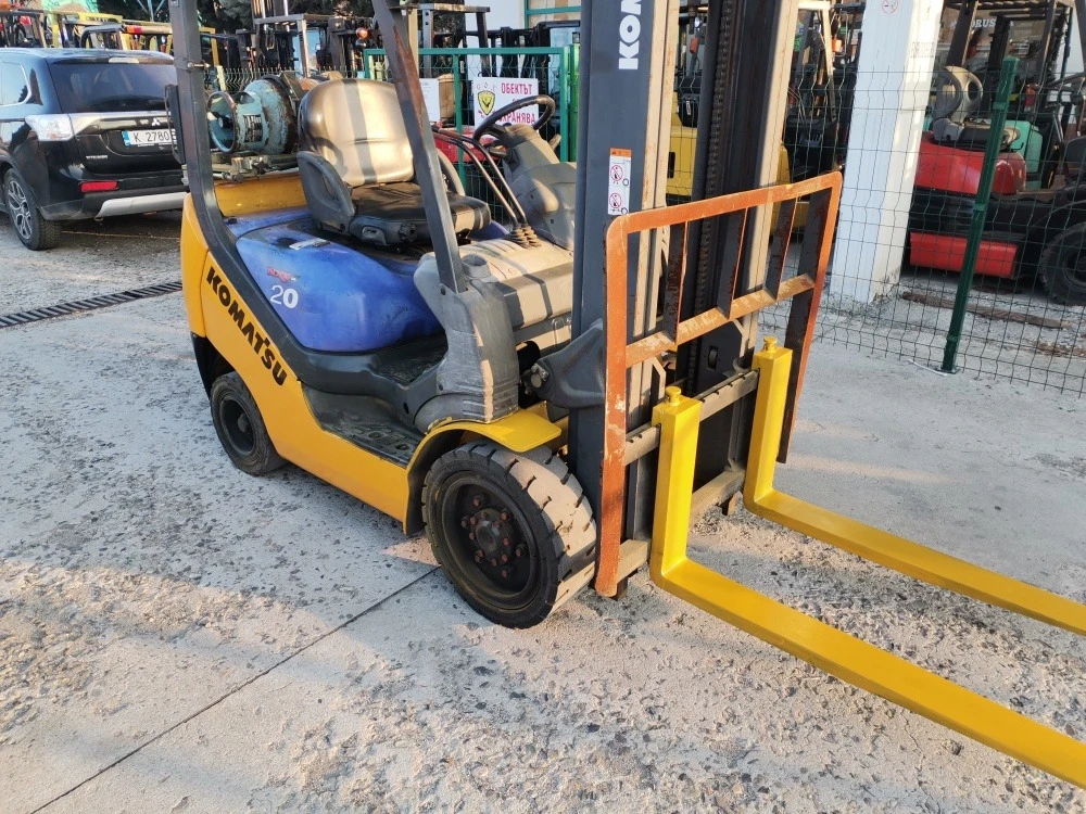  Komatsu     | Mobile.bg   7