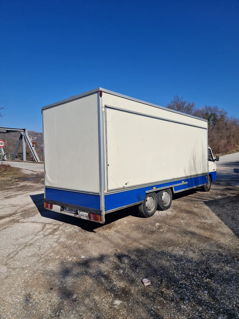 Кемпер Mercedes-Benz MB100D, снимка 10 - Каравани и кемпери - 53511208