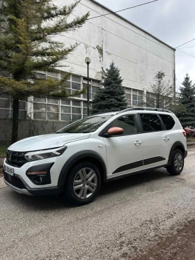 Dacia Jogger 1.0TCe* ГАЗ* 6+ 1 - 12850 € / 25132.42 лв. - 84322368 3