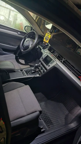 VW Passat - 12000 € / 23469.96 лв. - 55540294 2