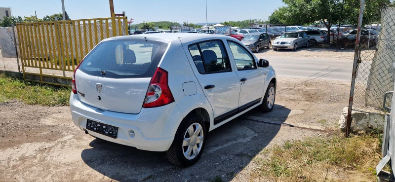 Dacia Sandero 1.4 БЕНЗИН-ГАЗ, снимка 4 - Автомобили и джипове - 46244974