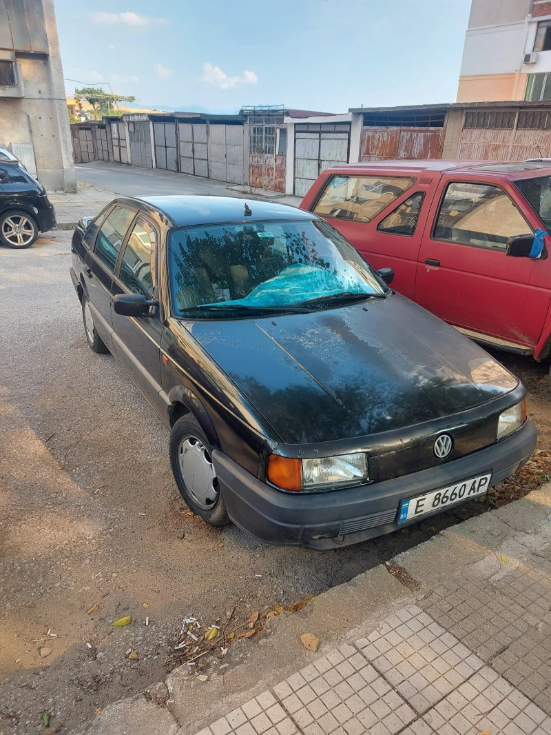 VW Passat, снимка 1 - Автомобили и джипове - 47380433