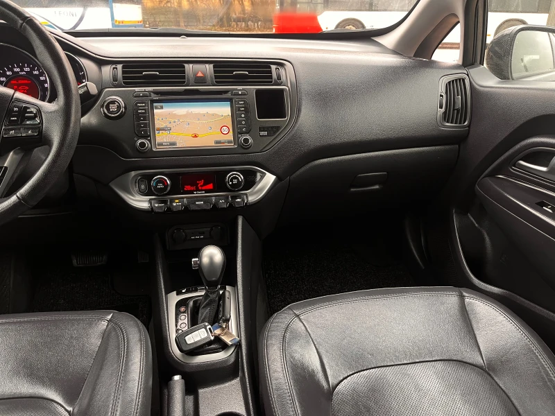 Kia Rio 1.4 LUKS, снимка 14 - Автомобили и джипове - 49024113