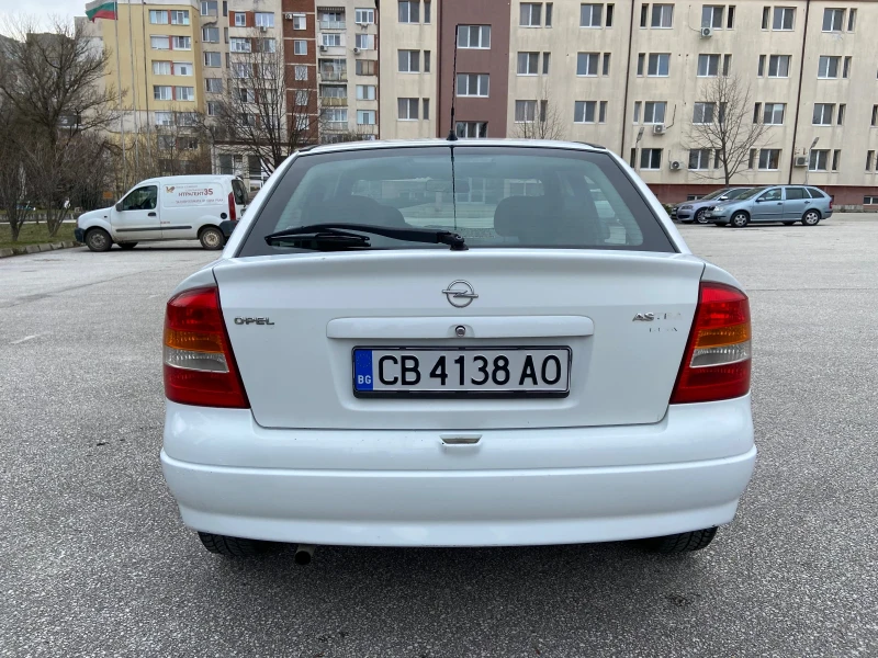 Opel Astra, снимка 7 - Автомобили и джипове - 49087039