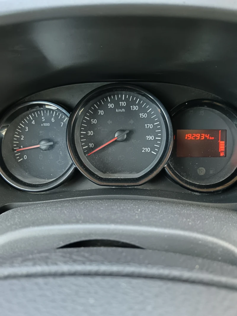 Dacia Dokker 1.5 dci, снимка 14 - Автомобили и джипове - 52566582