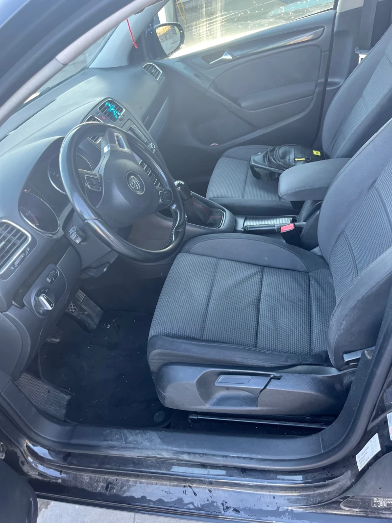 VW Golf 6, снимка 8 - Автомобили и джипове - 52170371