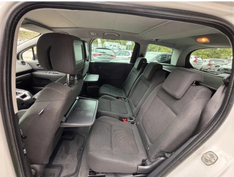 Peugeot 5008 2.0HDI, снимка 8 - Автомобили и джипове - 51881698