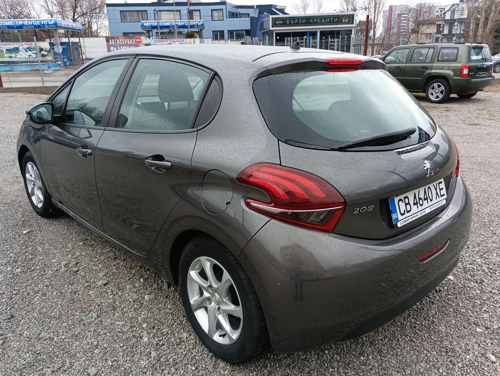 Peugeot 208  - изображение 7