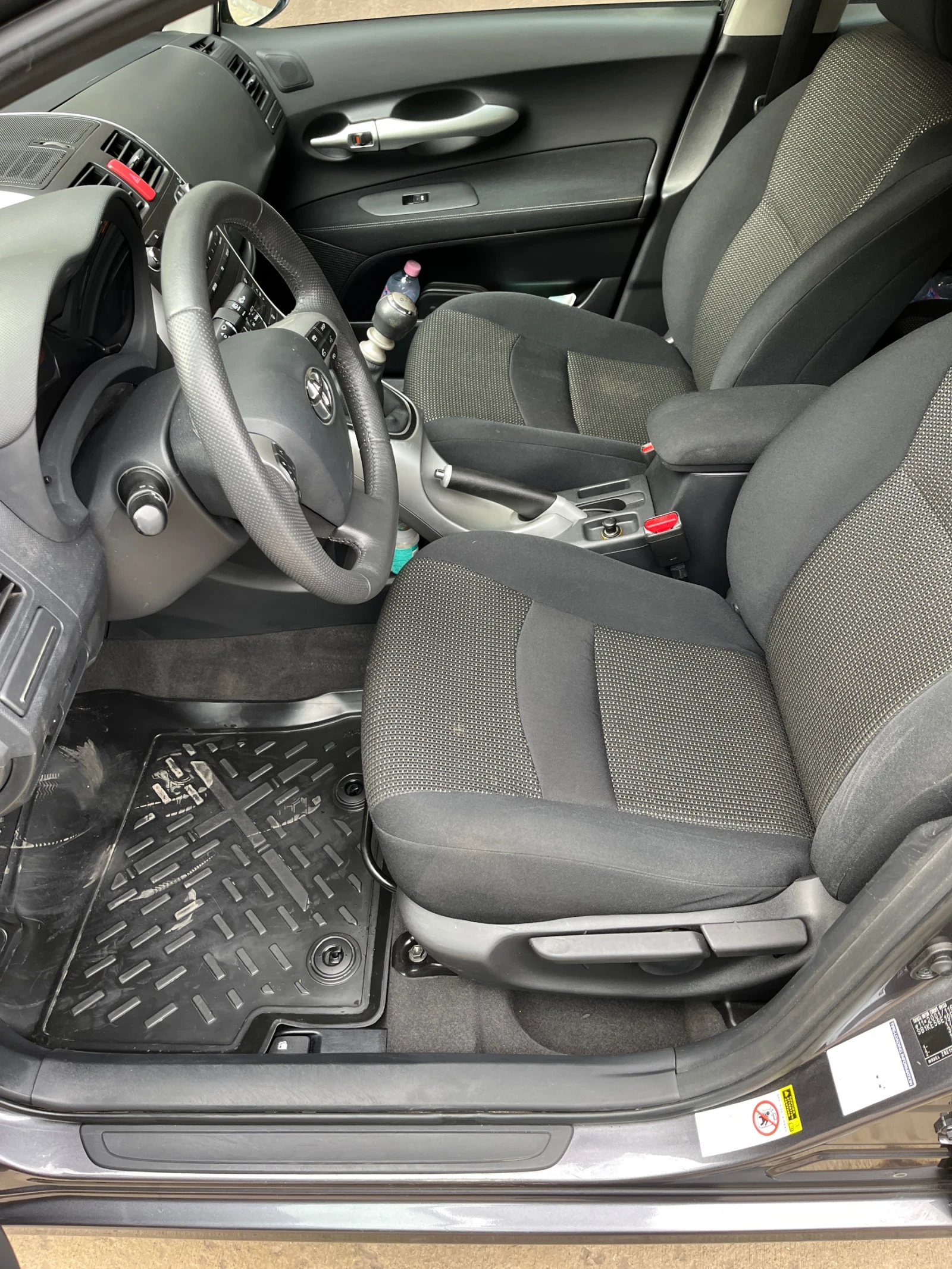 Toyota Auris 1.6 GR ГАЗ - изображение 5