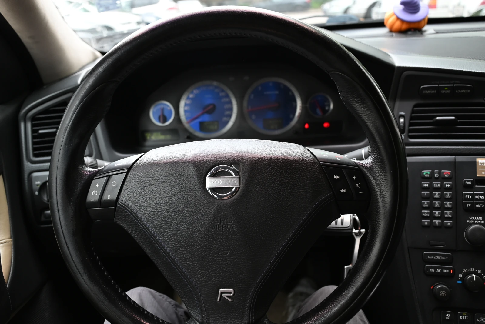Volvo S60 R 2.5 turbo  - изображение 10