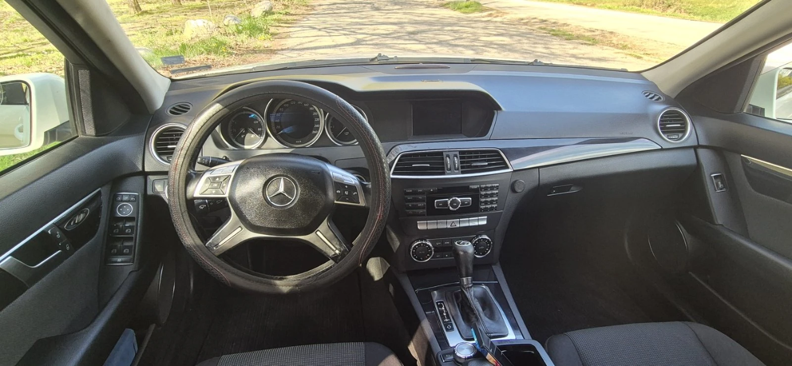Mercedes-Benz C 200  - изображение 9