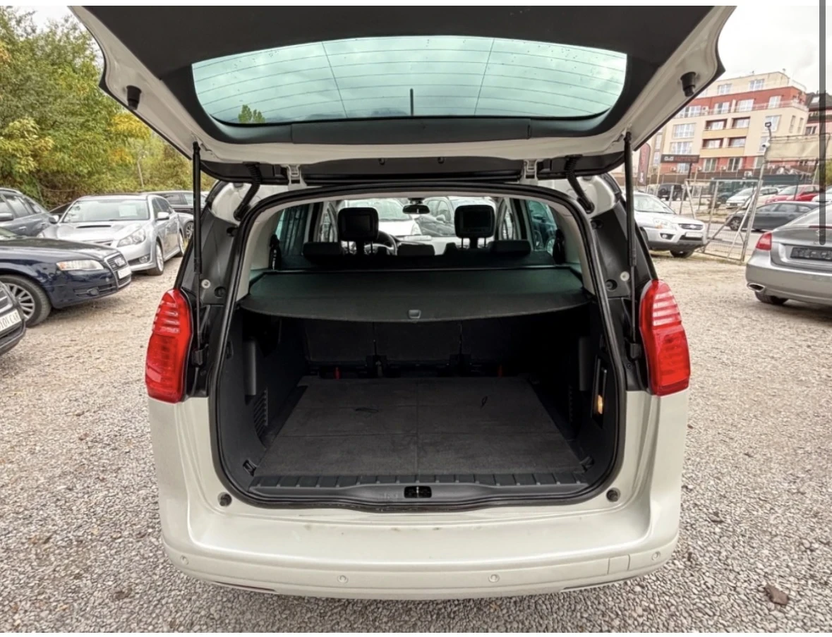 Peugeot 5008 2.0HDI - изображение 4