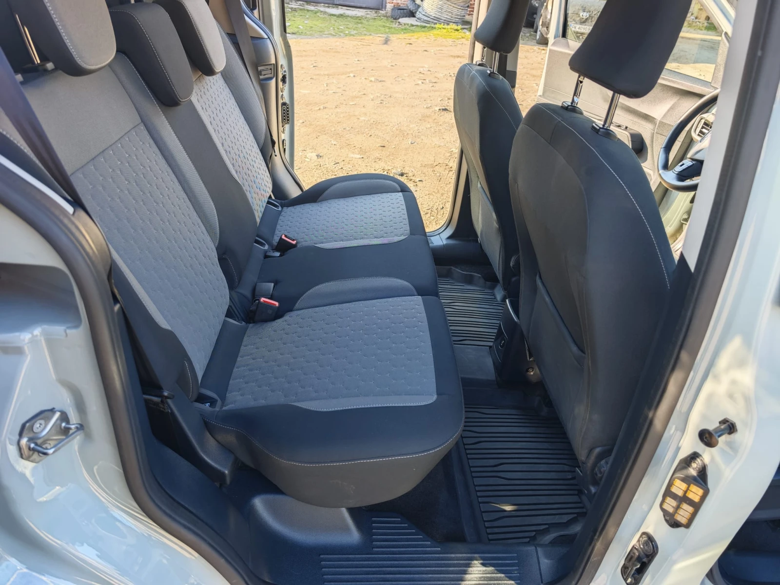 Ford Courier Tourneo Titanium, снимка 7 - Автомобили и джипове - 53772280