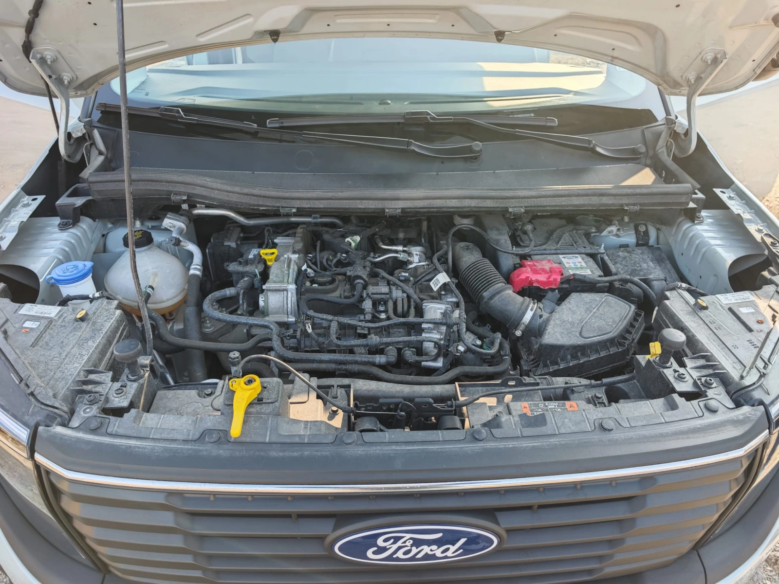 Ford Courier Tourneo Titanium, снимка 3 - Автомобили и джипове - 53772280