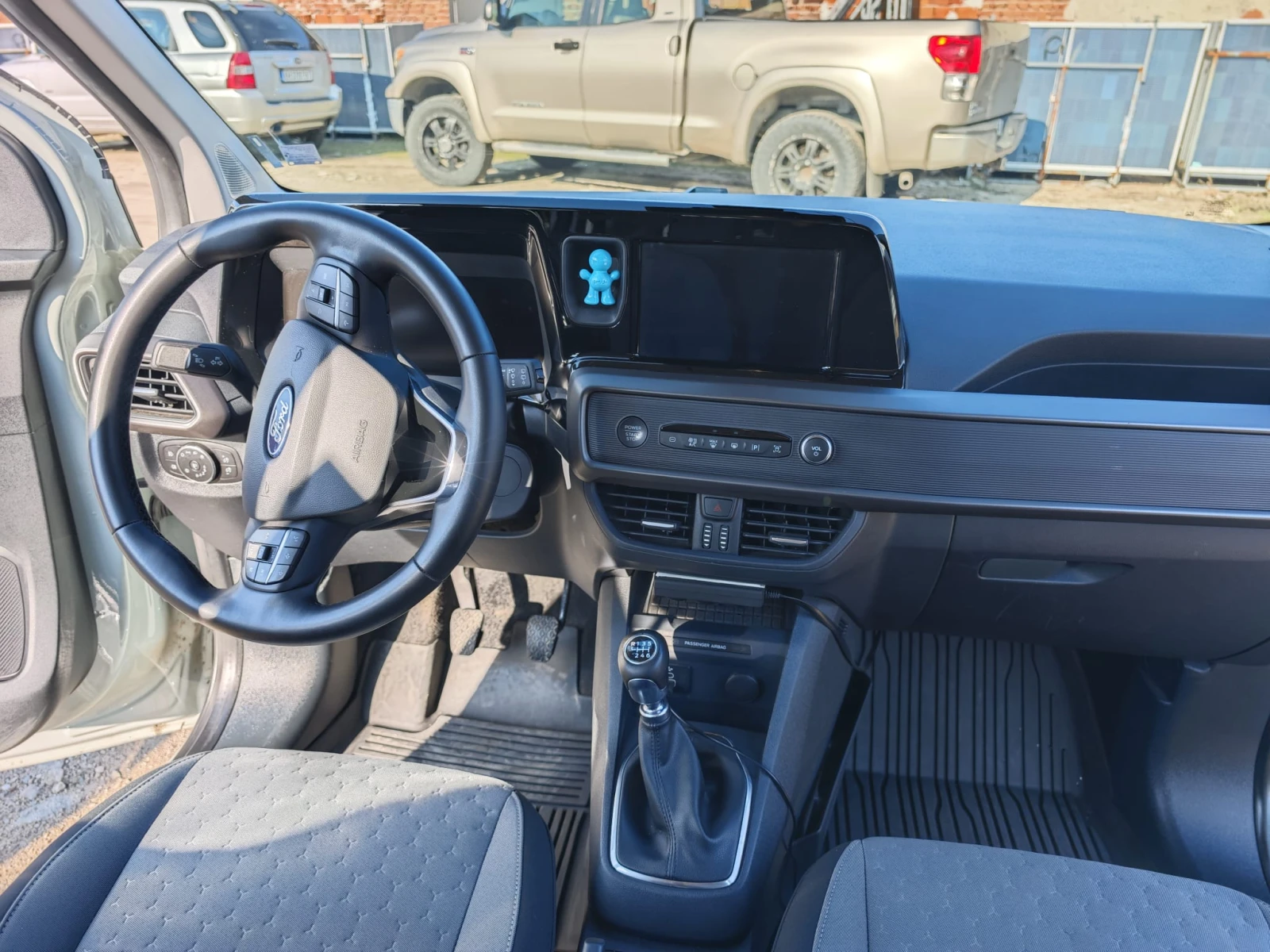 Ford Courier Tourneo Titanium, снимка 5 - Автомобили и джипове - 53772280