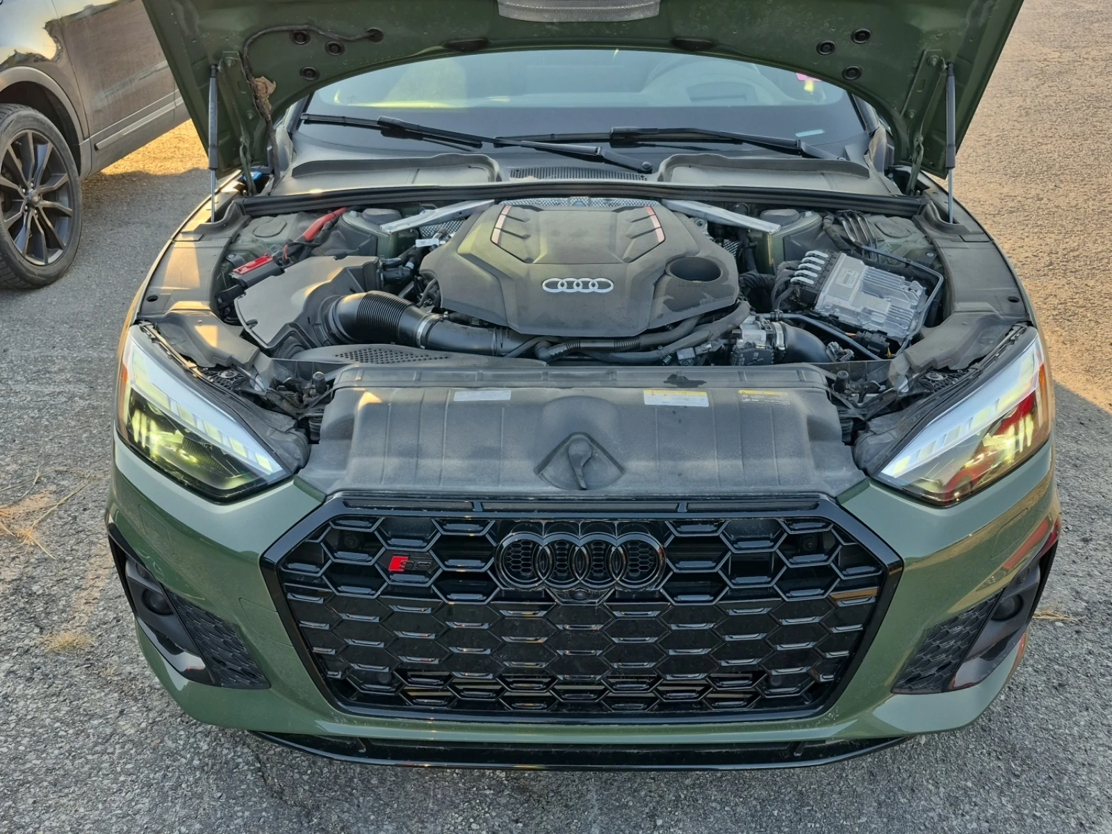 Audi S5 Technik * * CARFAX * * АВТО КРЕДИТ * * , снимка 5 - Автомобили и джипове - 53772779