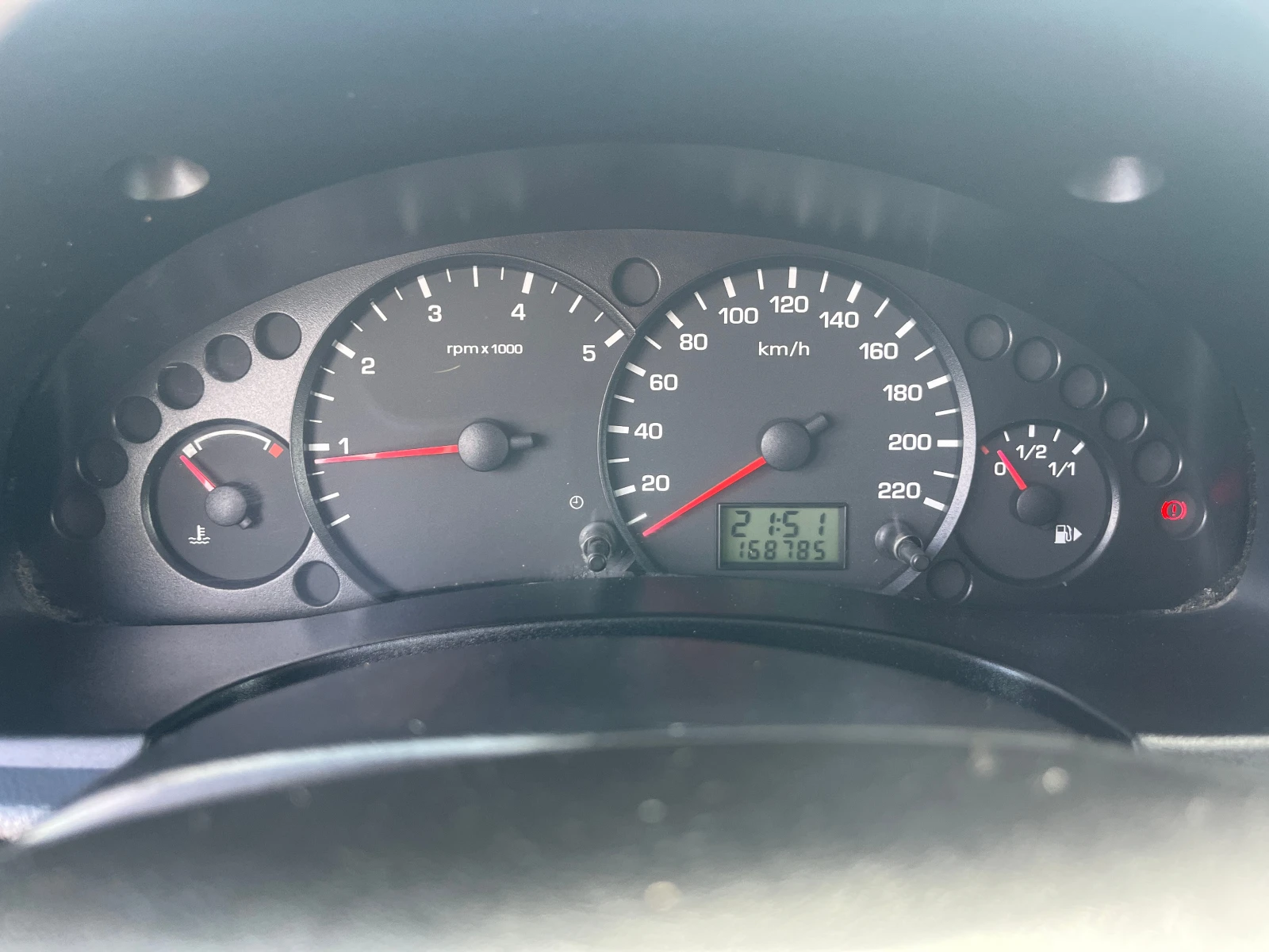 Ford Tourneo Connect 1.8 ДИЗЕЛ, снимка 8 - Автомобили и джипове - 53893873