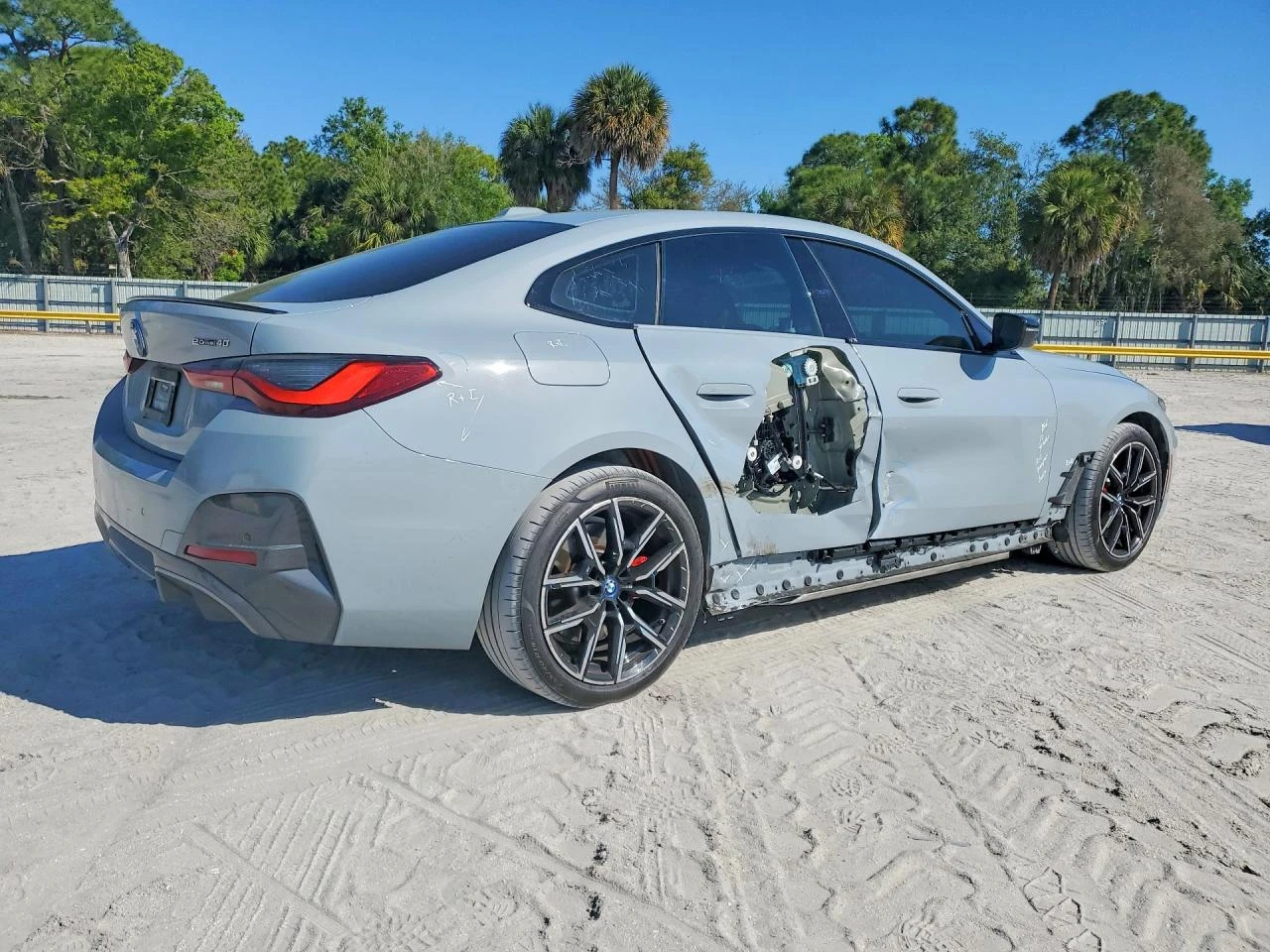 BMW i4 eDrive40 Gran Coupe | Mobile.bg � ����������� 3