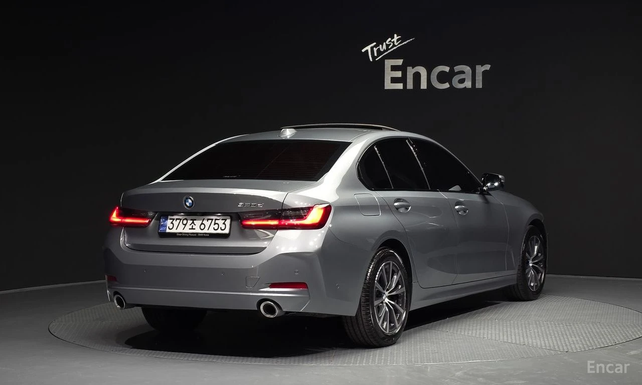 BMW 320 d* HEAD-UP* DISTRONIC* �������* ������* ������� | Mobile.bg � ����������� 4
