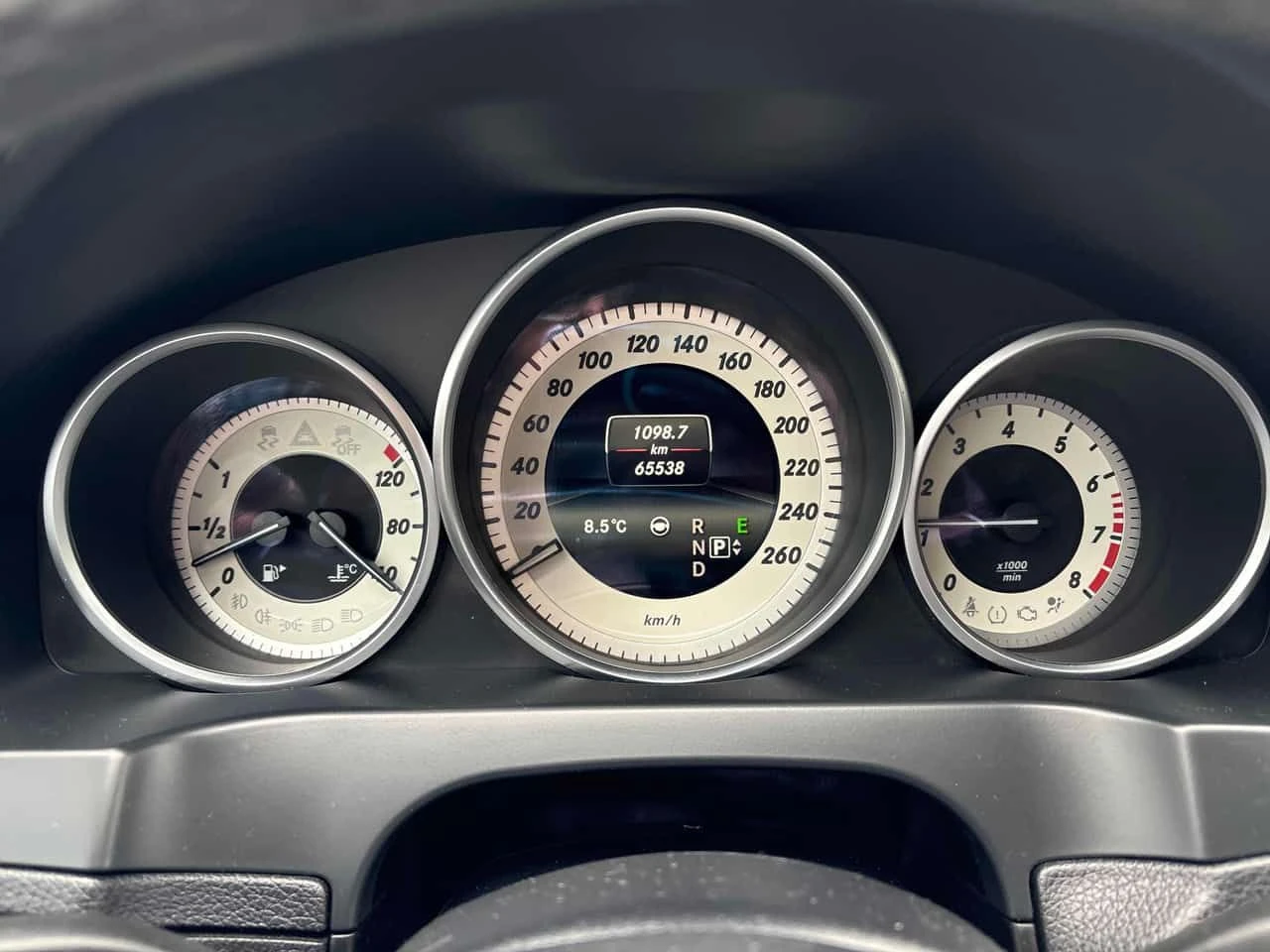 Mercedes-Benz E 400 * ДИСТРОНИК * 360 * АВТОКРЕДИТ, снимка 8 - Автомобили и джипове - 54647748